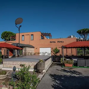 Petra 4* Roma
